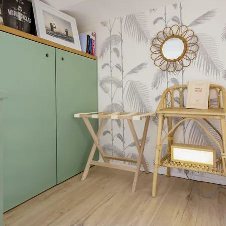 Studio Of Design Close To The Beaches Of - Welkeys Apartment